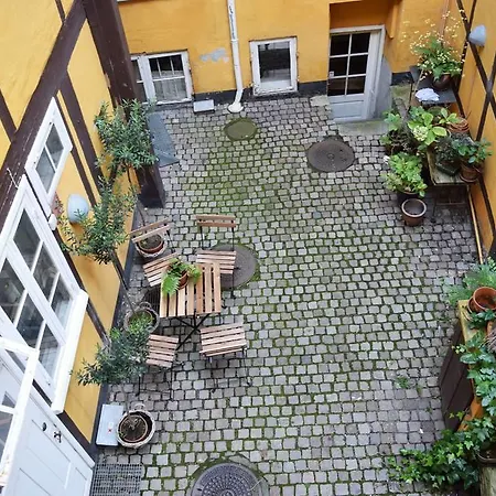 Διαμέρισμα Unique House W. 4 Floors